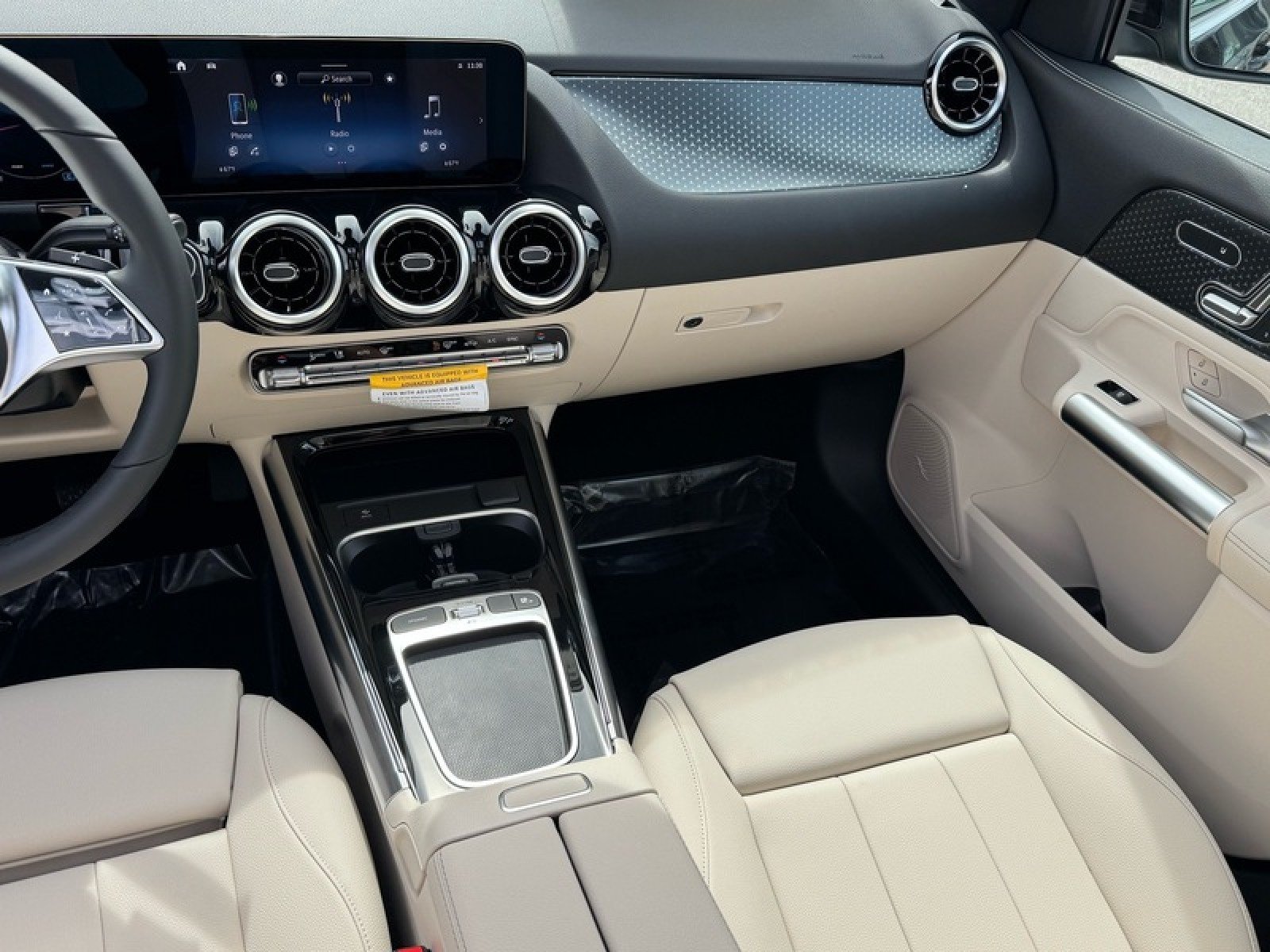 New 2026 Night Black Mercedes-Benz GLA 250 SUV image 14