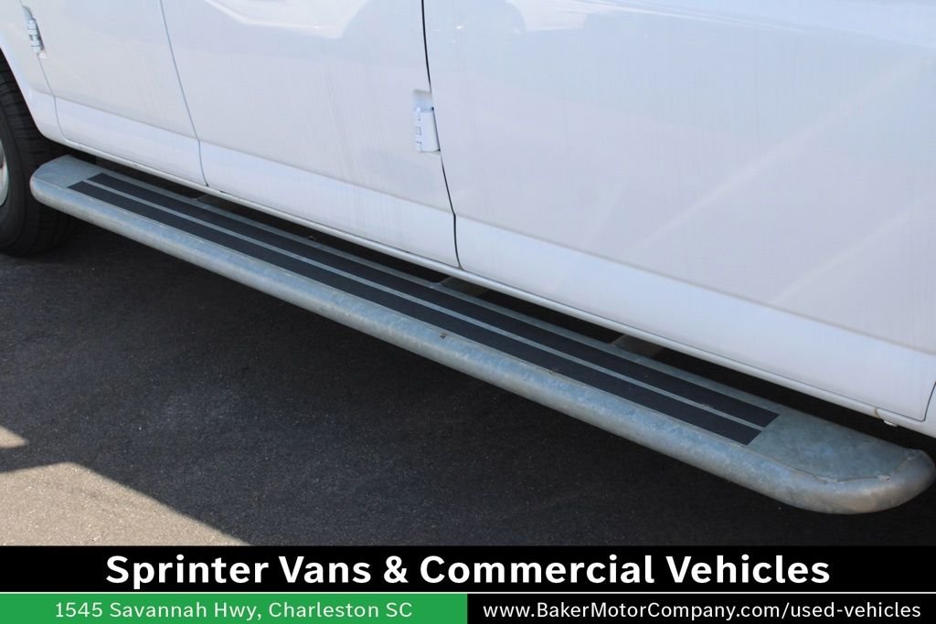 2023 GMC Savana Cargo Work Van - Photo 15
