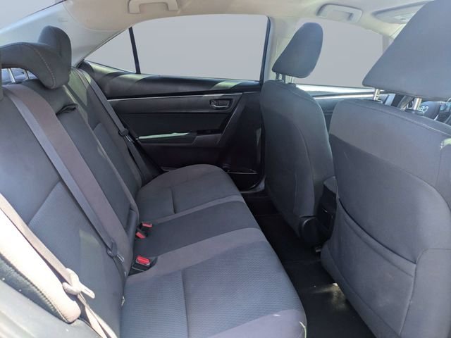 Used 2017 Silver Toyota LE image 11