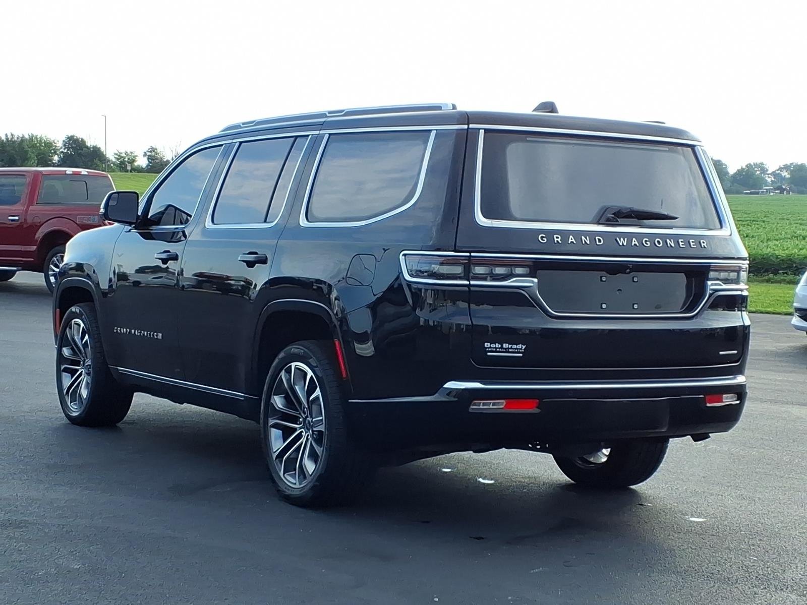 2023 Jeep Grand Wagoneer Series III - Photo 16
