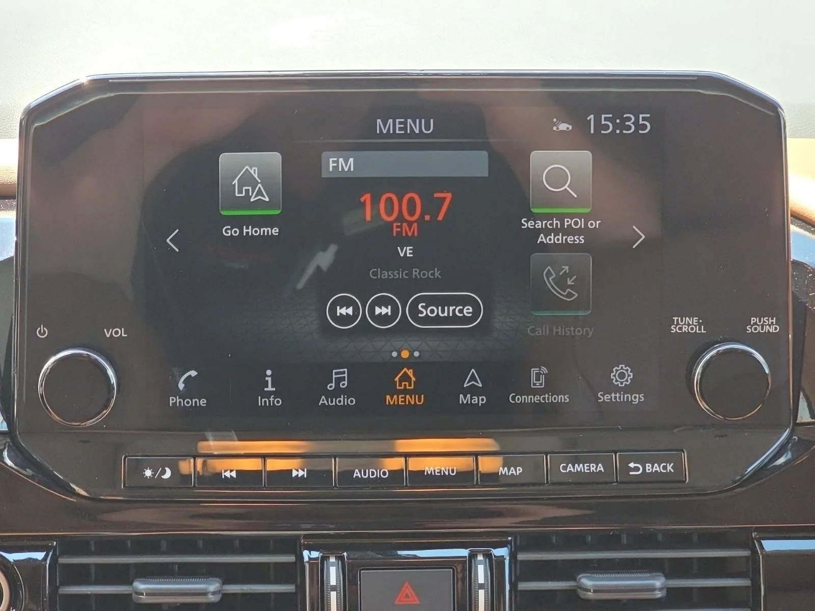 Used 2023 Red Nissan Platinum image 37