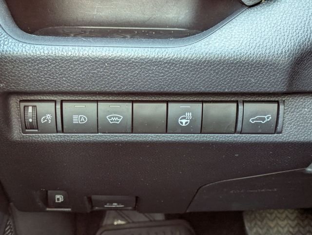 2024 Toyota RAV4 XLE Premium - Photo 16