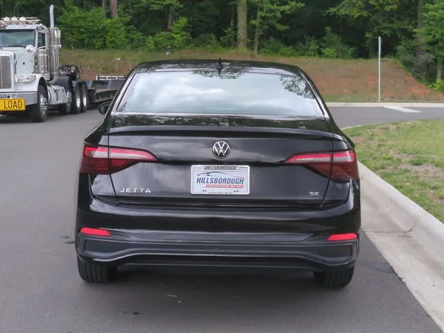 Used 2024  Volkswagen 1.5T SE image 12