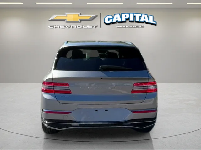 Used 2026 Silver Genesis 2.5T Advanced image 4