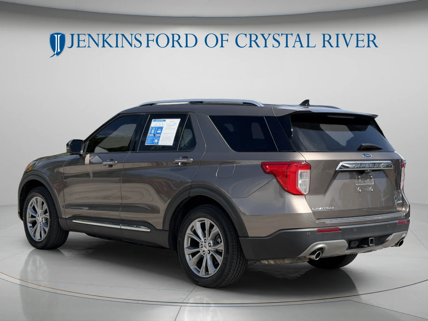 Used 2021 Stone Gray Metallic Ford Limited image 6