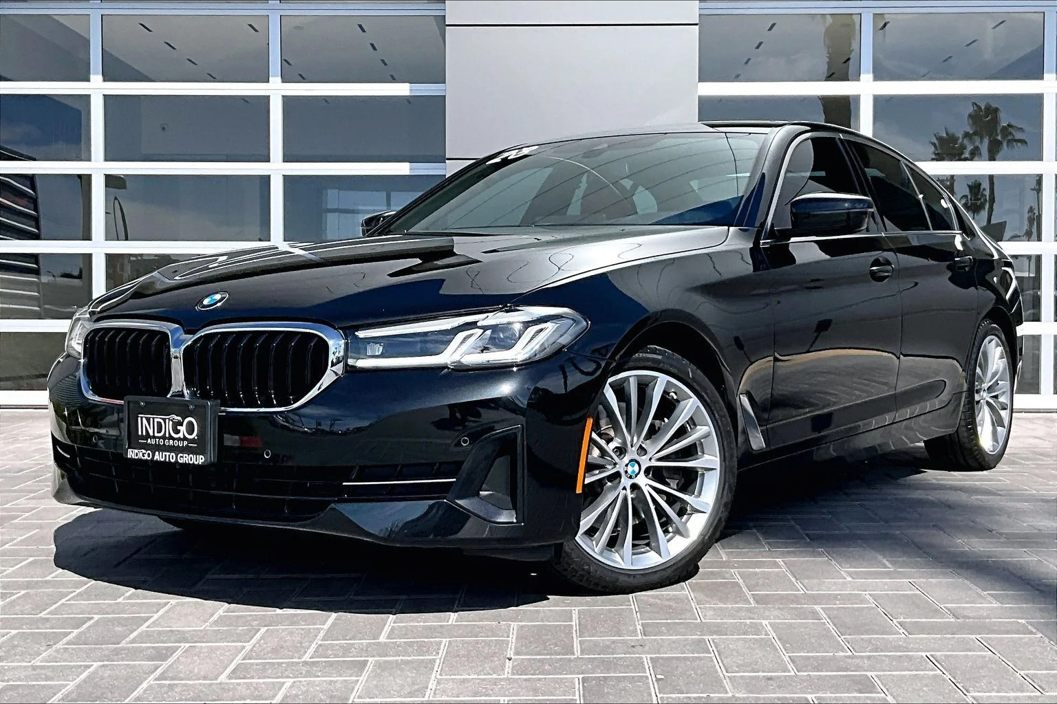 Used 2023 Black BMW 530i image 1