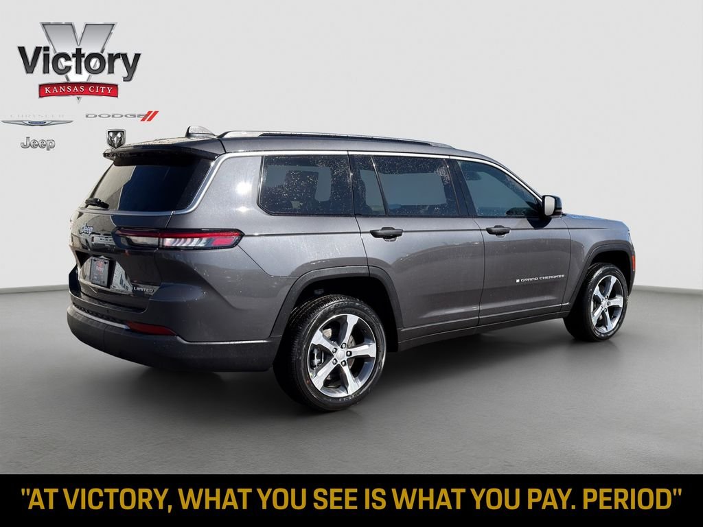 New 2026 Baltic Gray Metallic Clear-Coat Exterior Paint Jeep Limited image 7