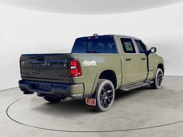New 2027 Tank Ram LARAMIE CREW CAB 4X4 5