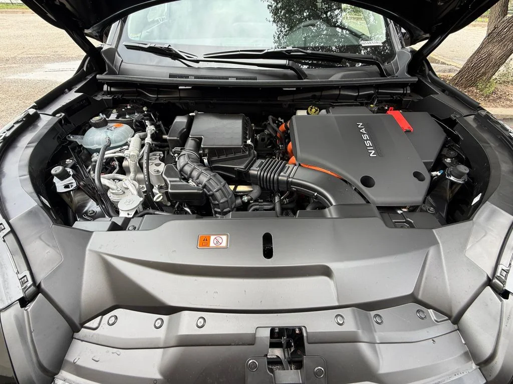 New 2026 Black Nissan SL image 20