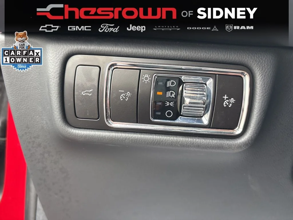 Used 2025 Red Lincoln Black Label image 15