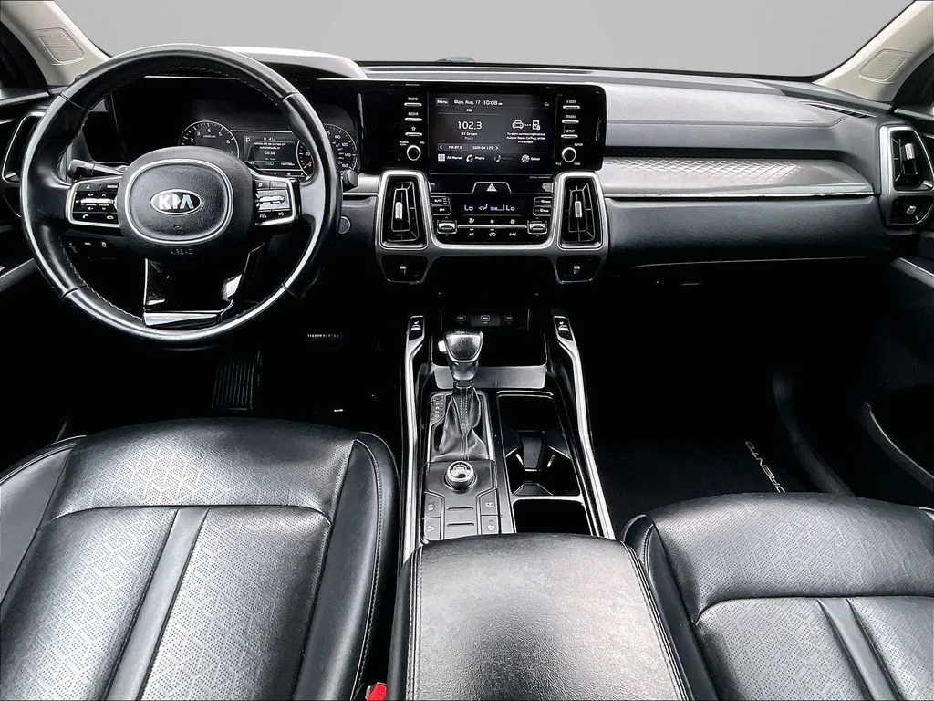 Used 2021 Gray Kia S image 17