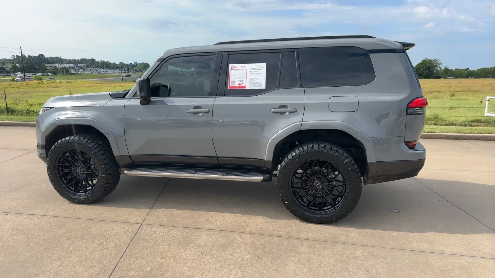 Used 2024 Incognito Lexus GX 550 Premium+ image 6