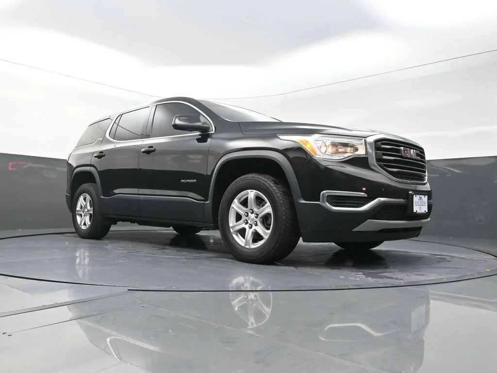 Used 2019 Black GMC SLE-1 image 23