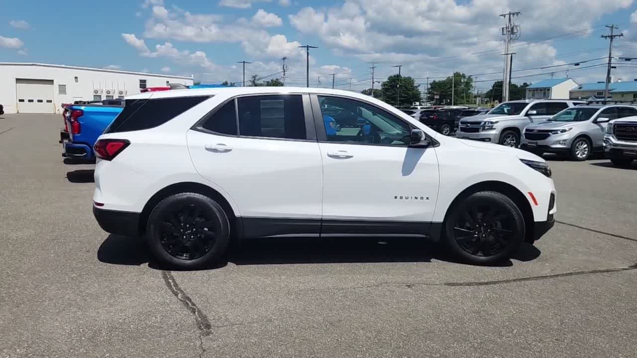 Used 2024 Summit White Chevrolet LS image 9