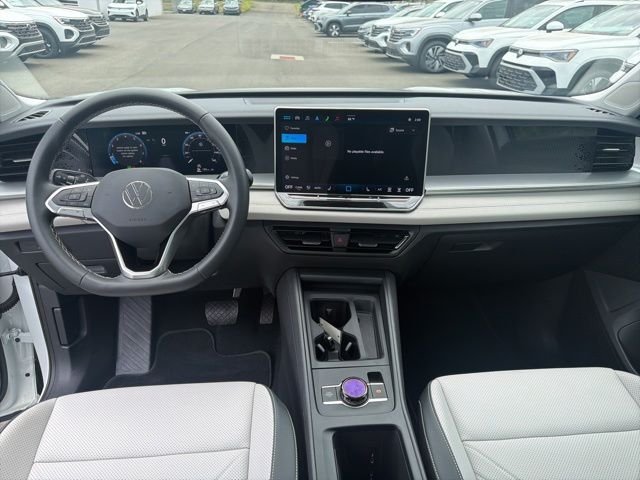 Certified Used 2025 White Volkswagen 2.0T SE image 14