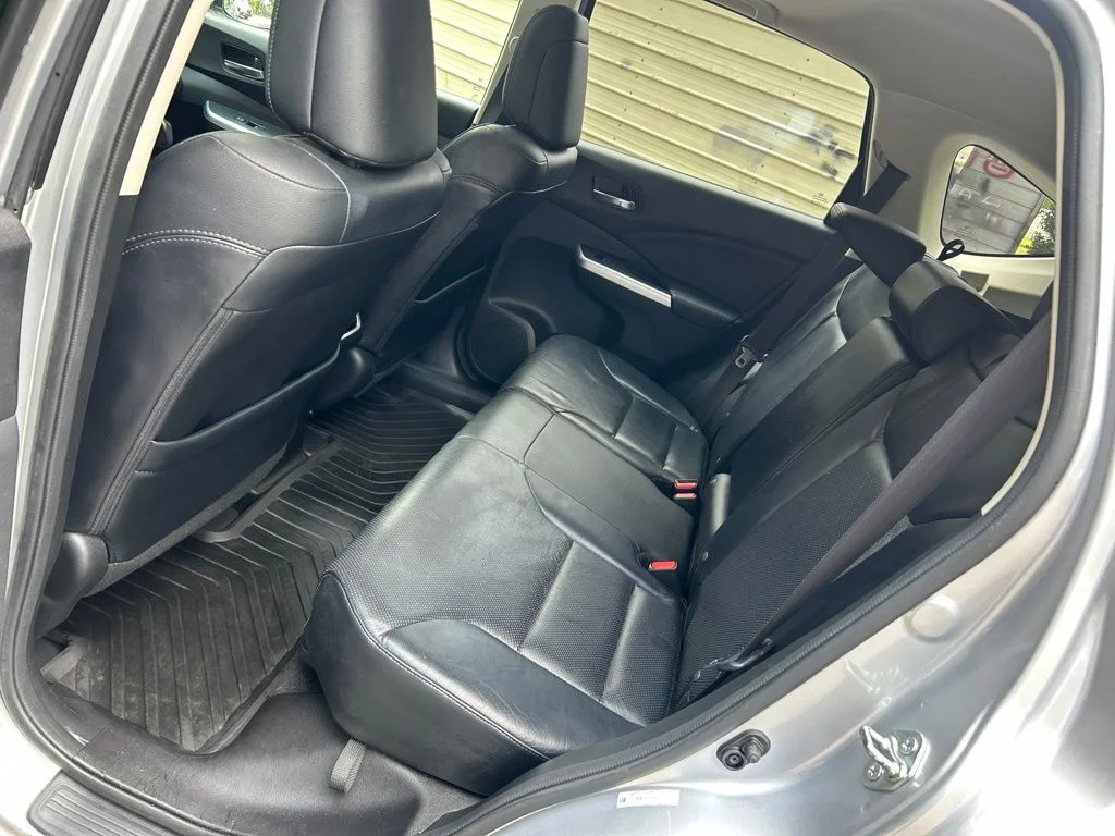 Used 2015 Silver Honda EX-L image 26