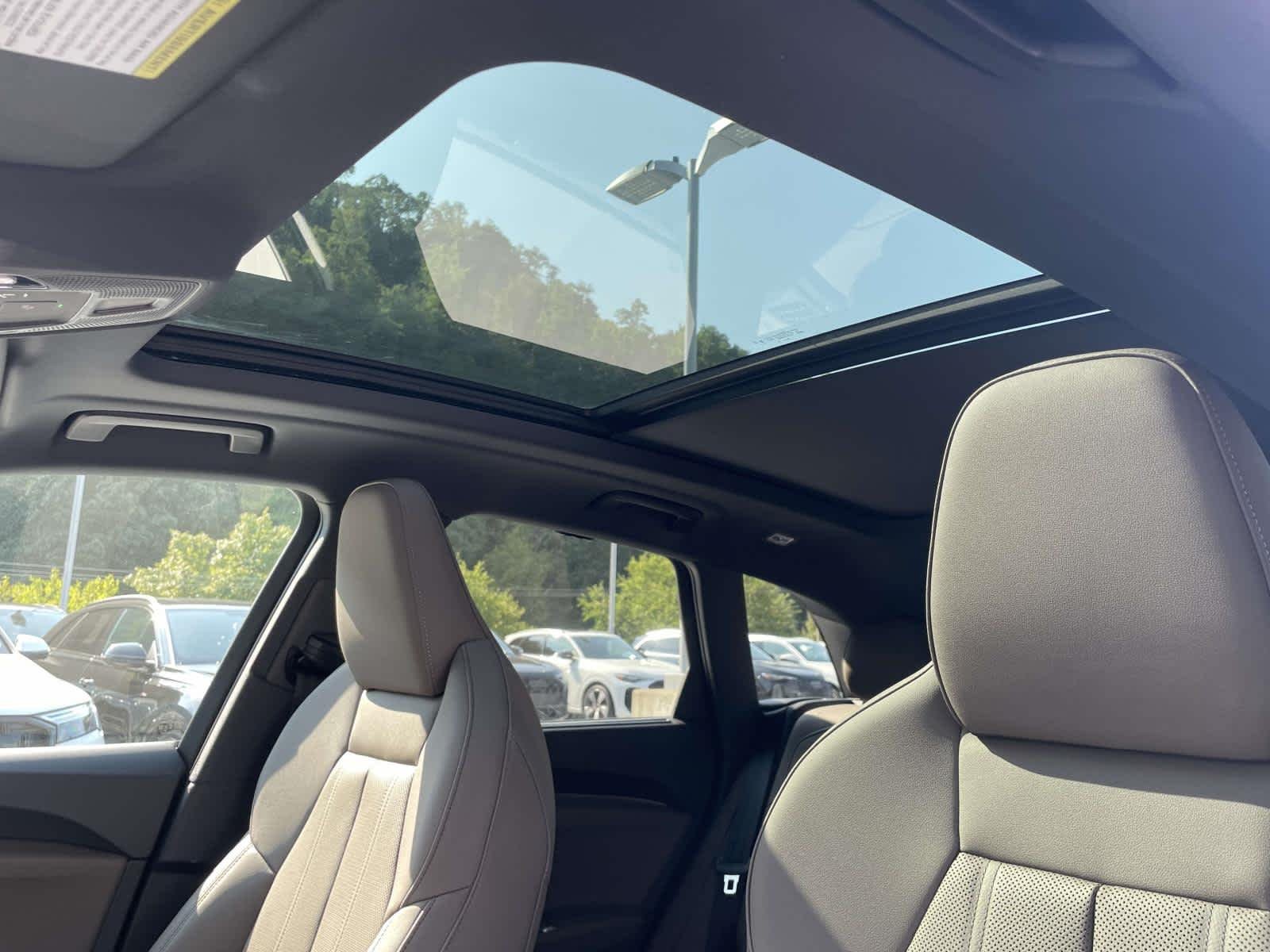 New 2026 0E0E/Black Audi Premium Plus image 5
