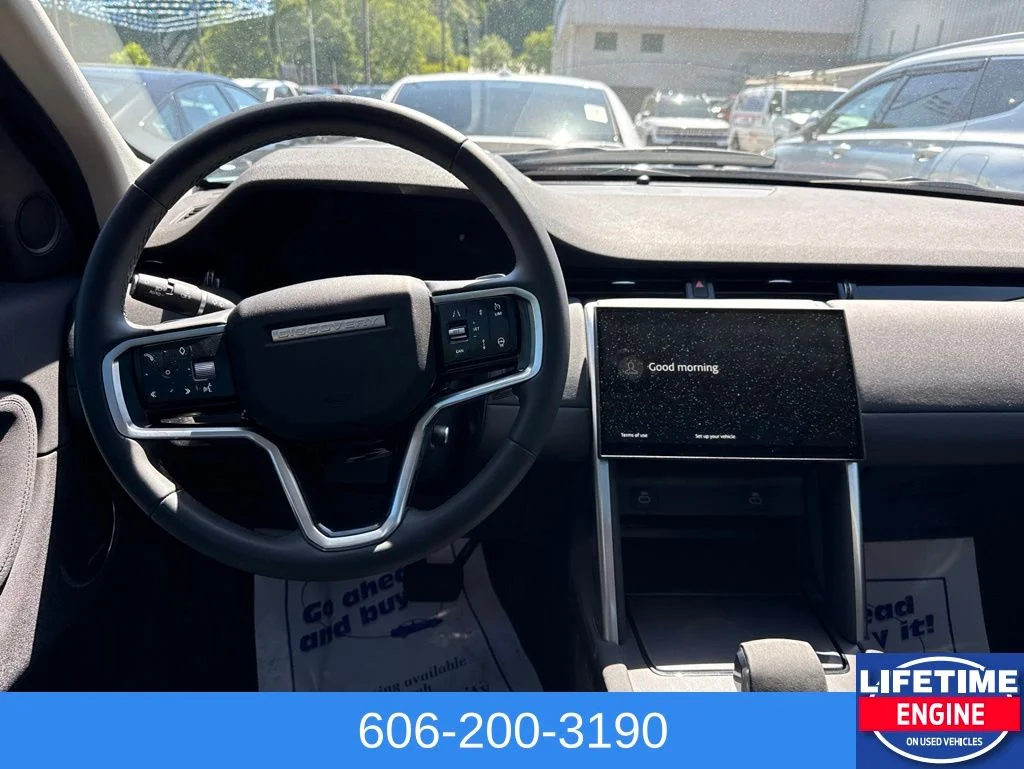 Used 2024  Land Rover S image 15
