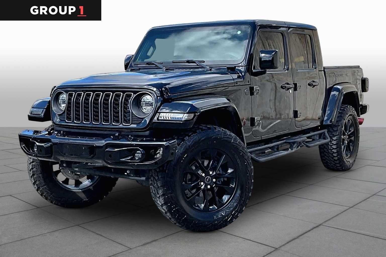 Pre-Owned 2024 Jeep Gladiator Nighthawk