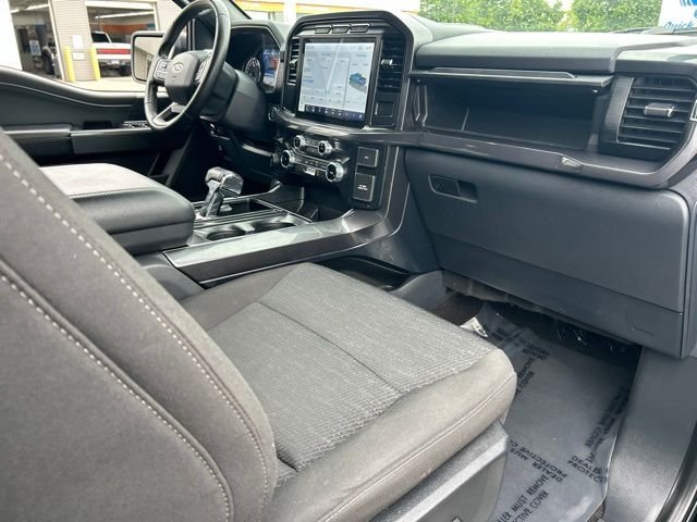 Used 2023 Black Ford XLT image 12
