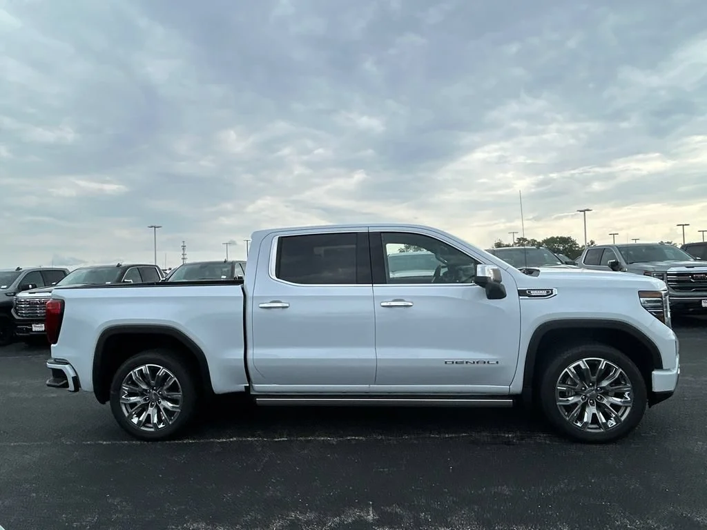 2026 GMC Sierra 1500 Denali - Photo 7