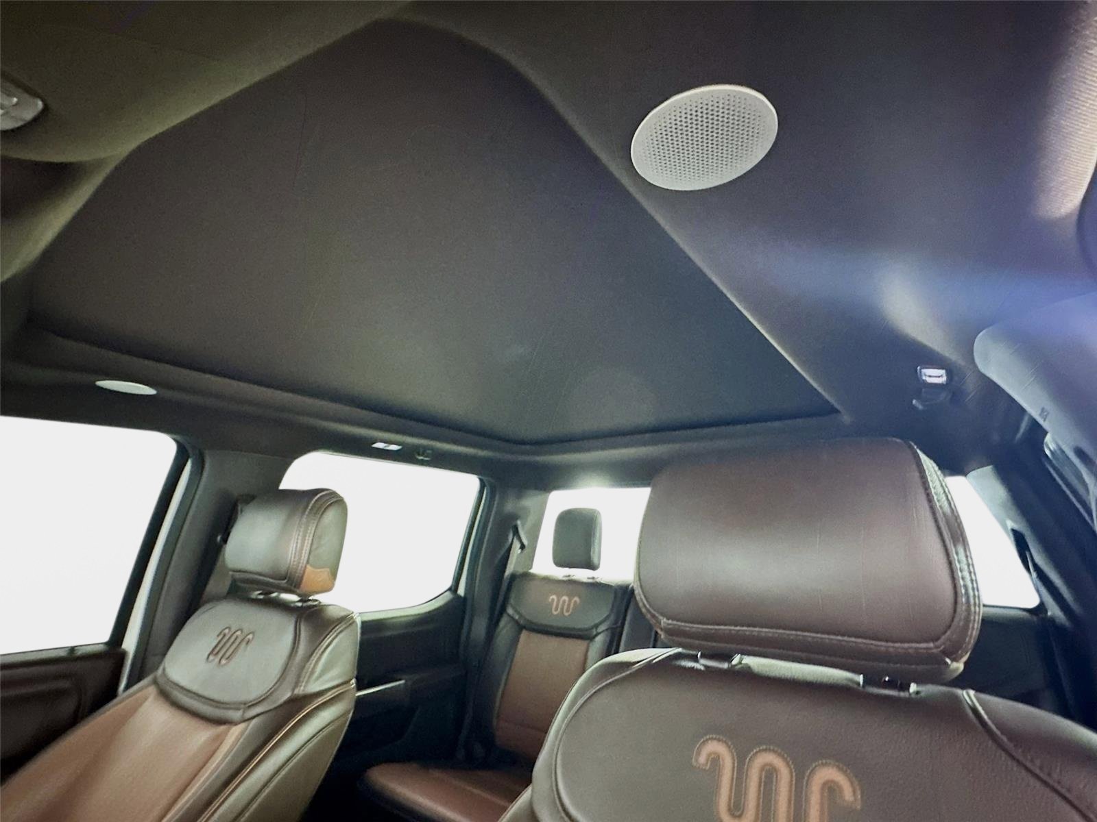 Used 2024 White Metallic Ford King Ranch image 14