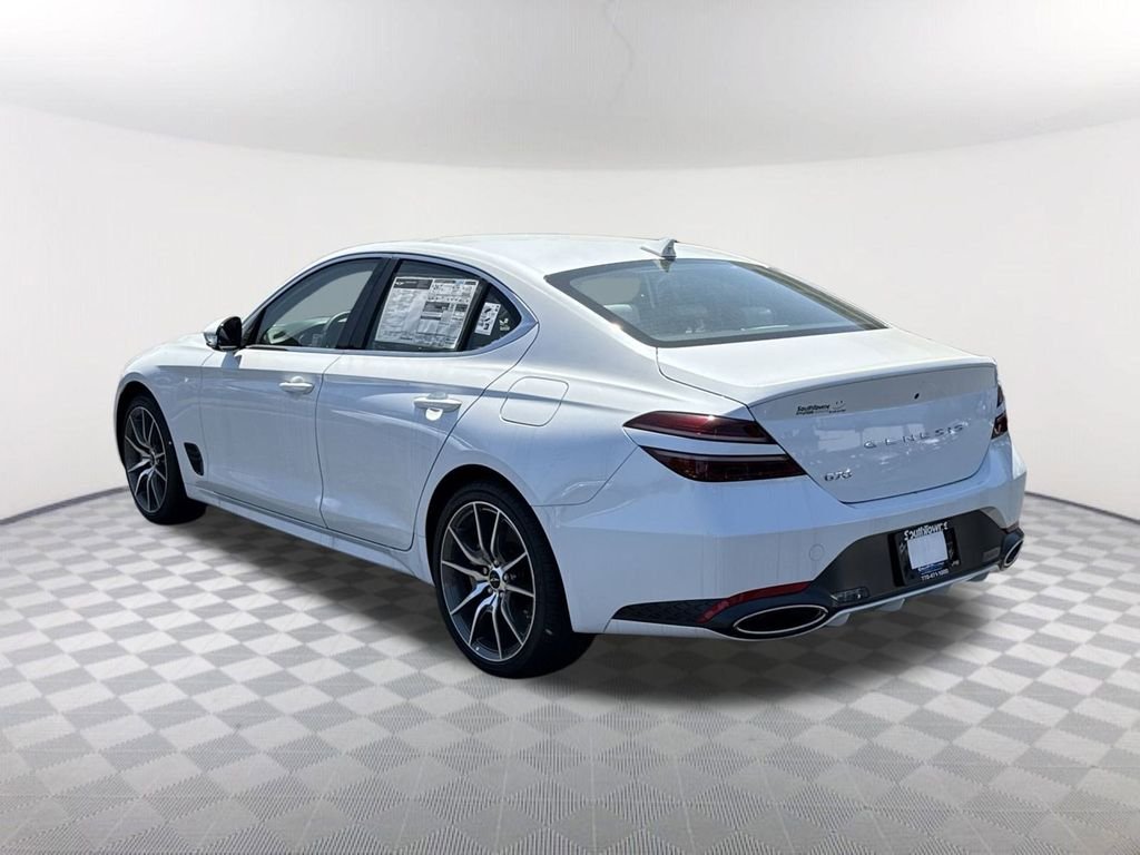 Used 2025 White Genesis 2.5T image 7