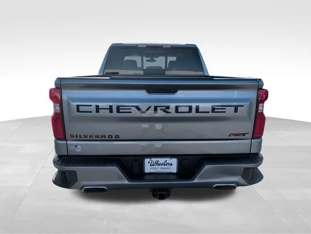 Used 2021 SATIN STEEL METALLIC Chevrolet RST image 4