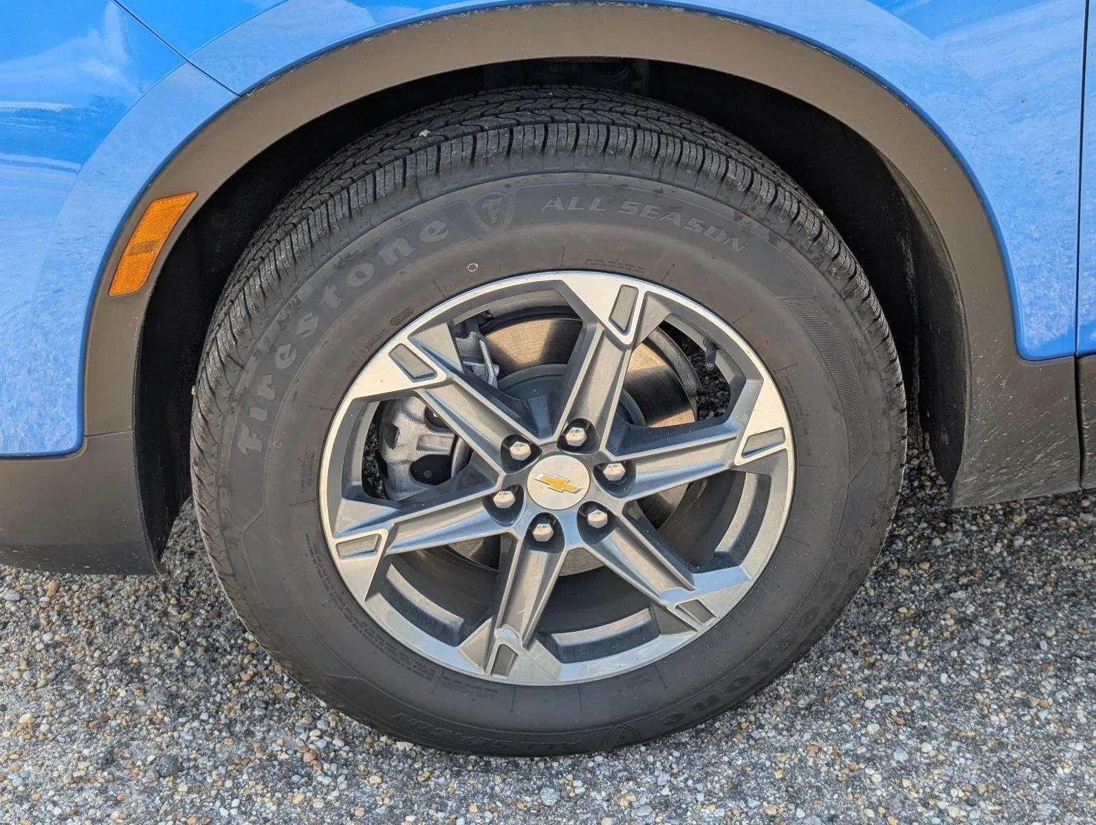 Used 2025 Riptide Blue Metallic Chevrolet 2LT image 11