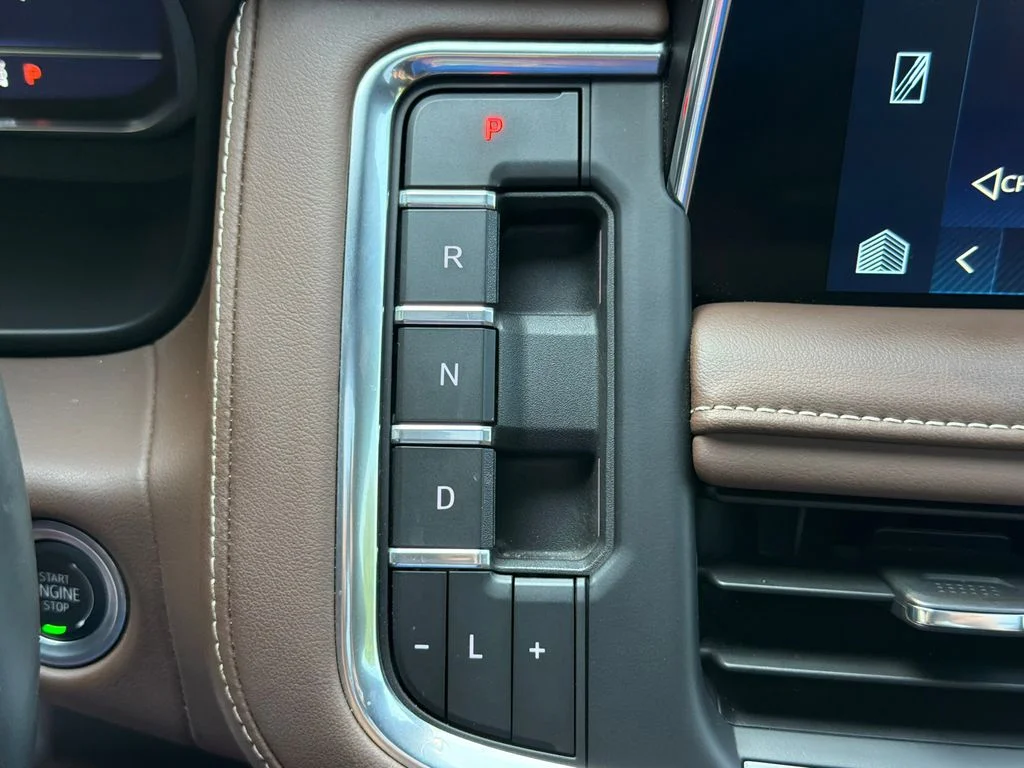 Used 2024 Beige Chevrolet High Country image 32