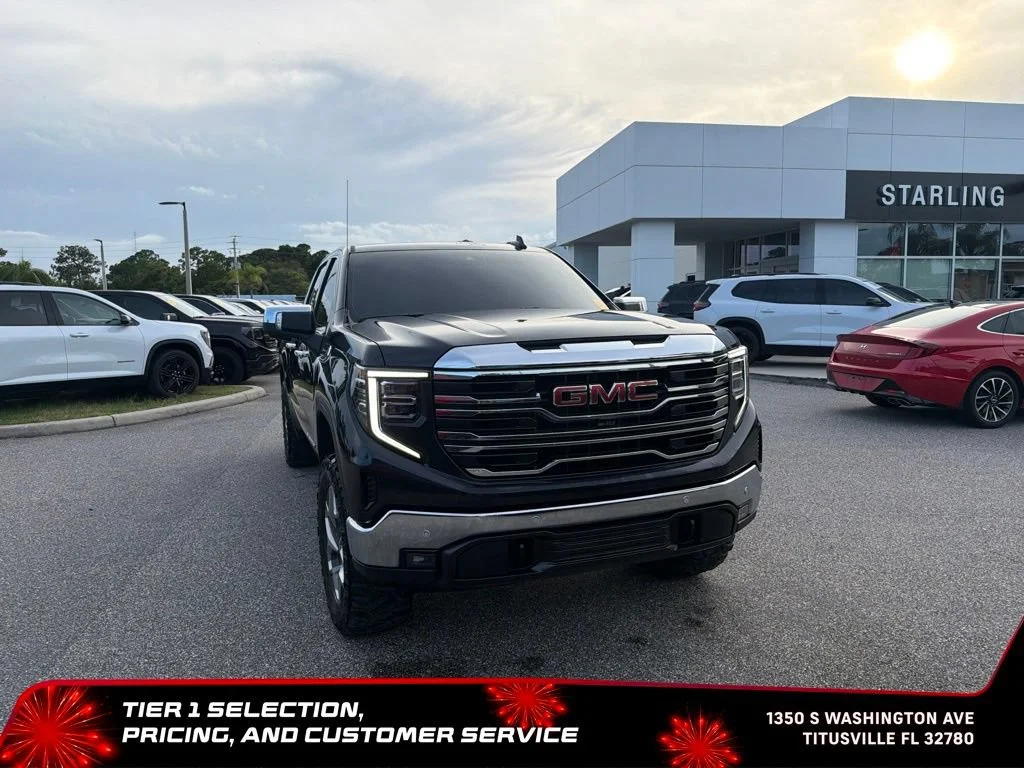 Used 2025 Titanium Rush Metallic GMC SLT image 4