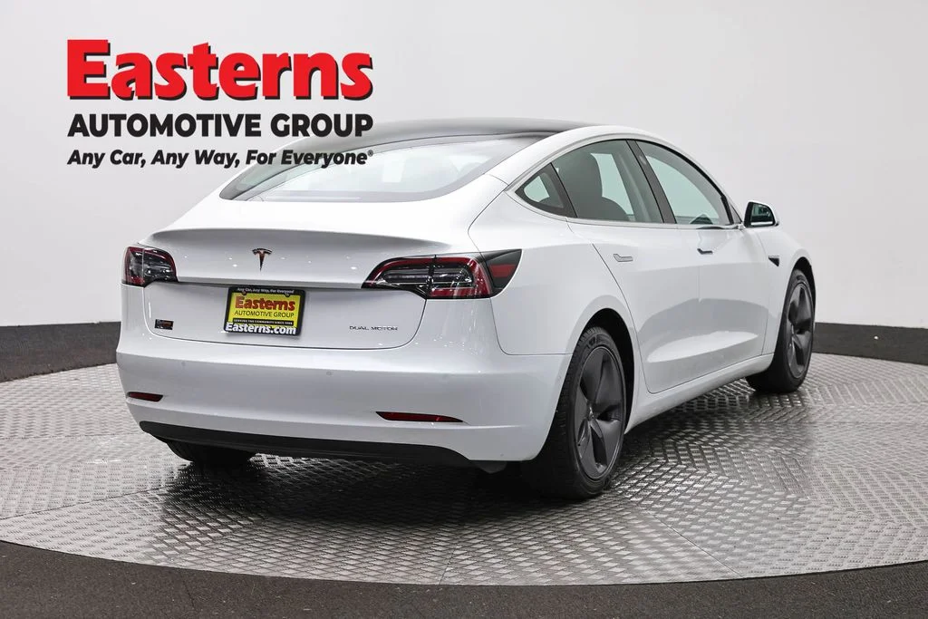 Used 2019 White Tesla Long Range image 5