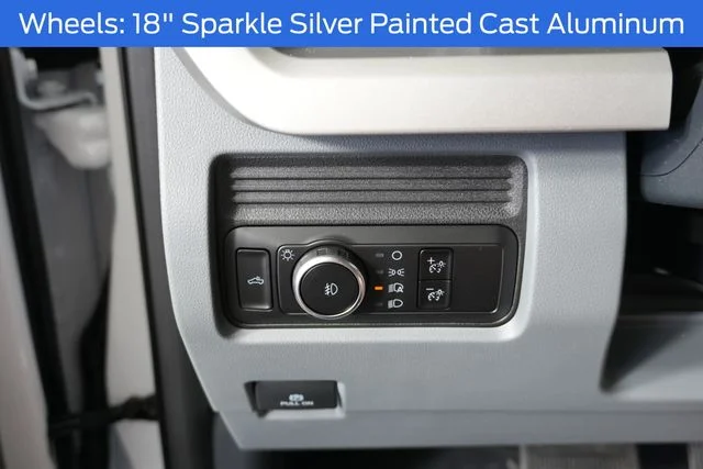 New 2026 Oxford White Ford F-350® XLT image 21