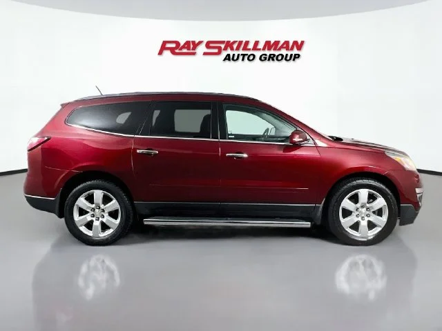 Used 2017 Red Chevrolet 1LT image 8