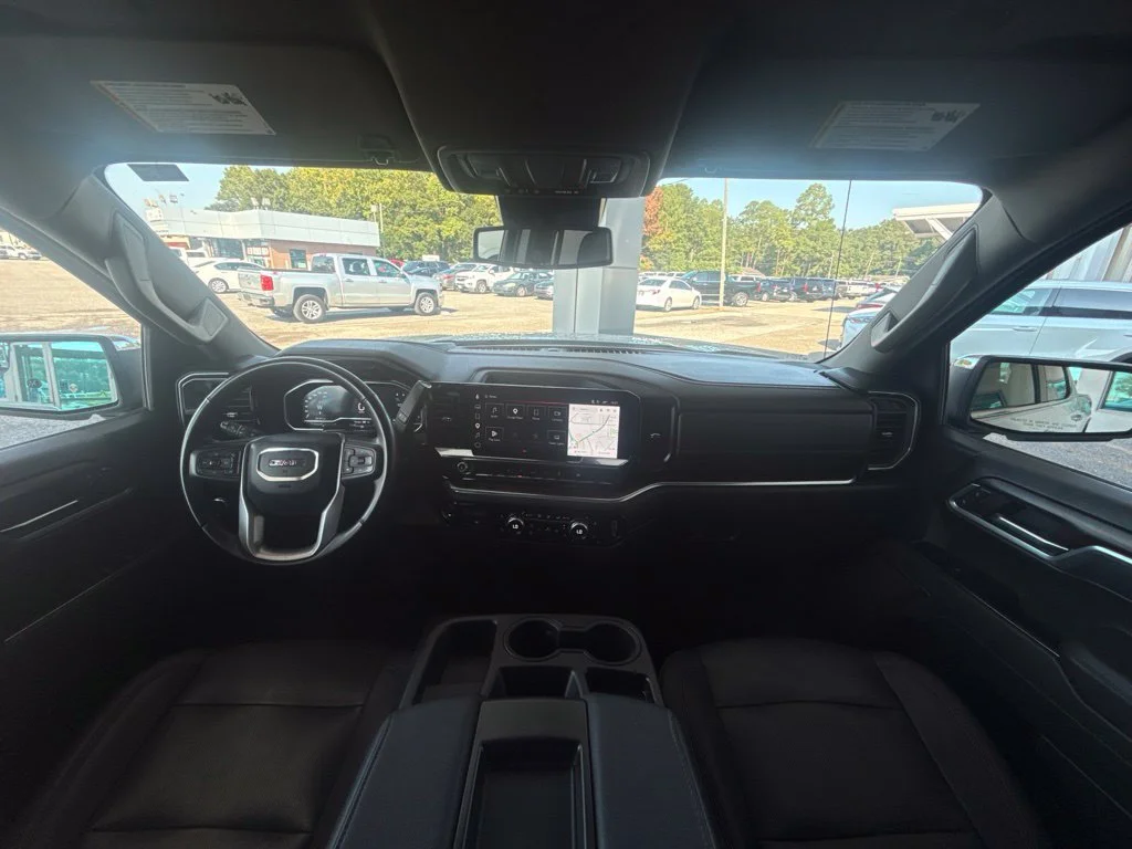 Used 2025 Summit White GMC SLT image 19
