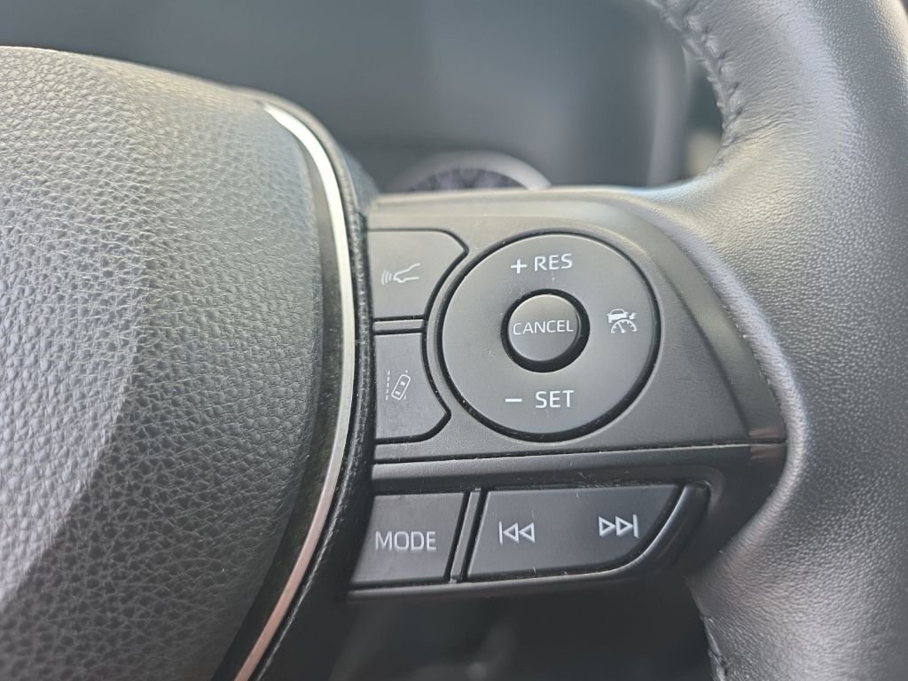 Certified Used 2020 Black Toyota XLE image 18