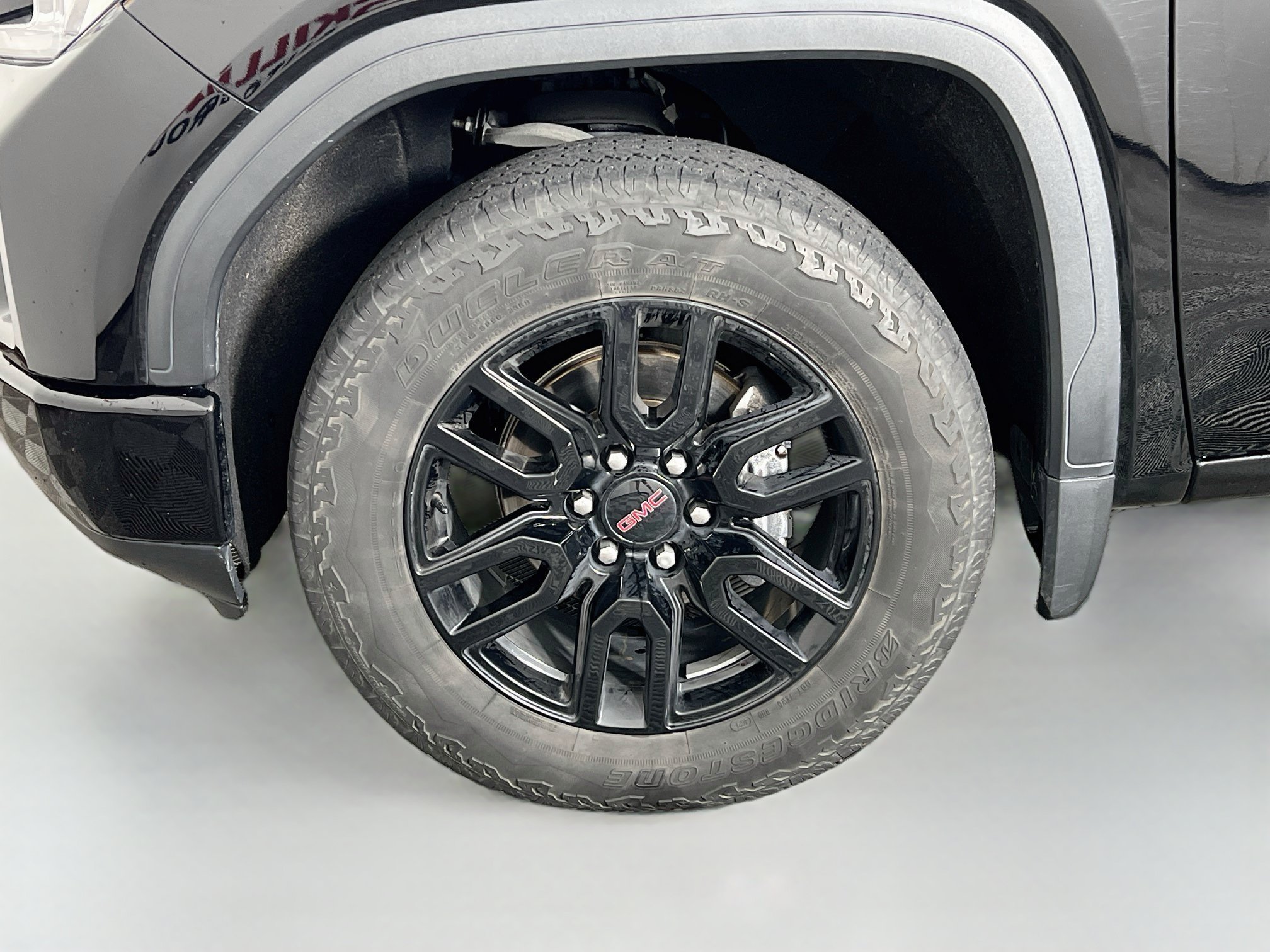 Used 2022 Onyx Black GMC ELEVATION image 11