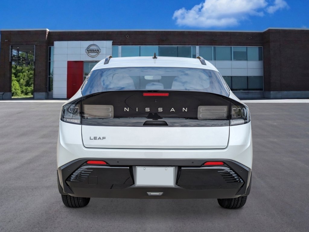 New 2026 Everest White Pearl Tricoat Nissan PLATINUM+ image 4