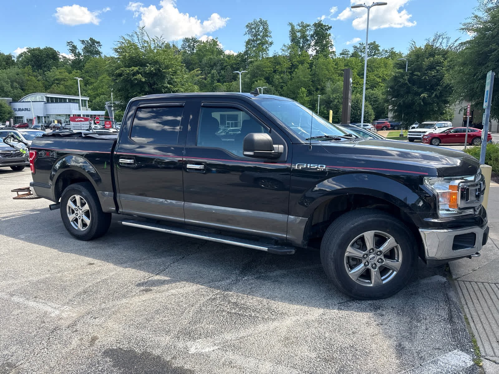 Used 2020  Ford XL image 3