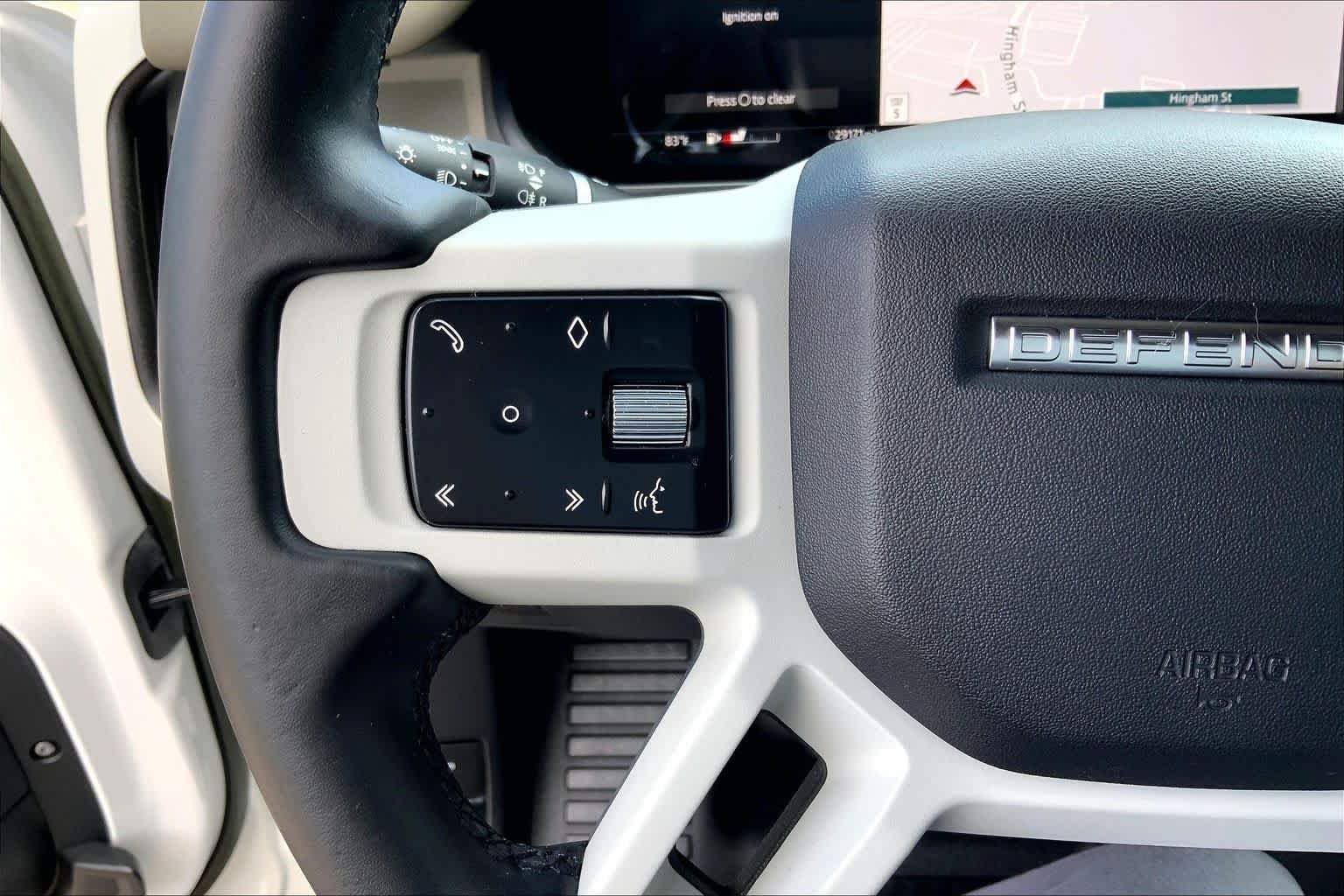 Used 2023 Fuji White Land Rover S image 22
