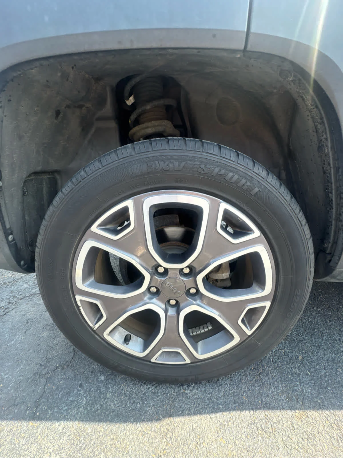 Used 2016 Granite Crystal Clearcoat Metallic Jeep Limited image 23