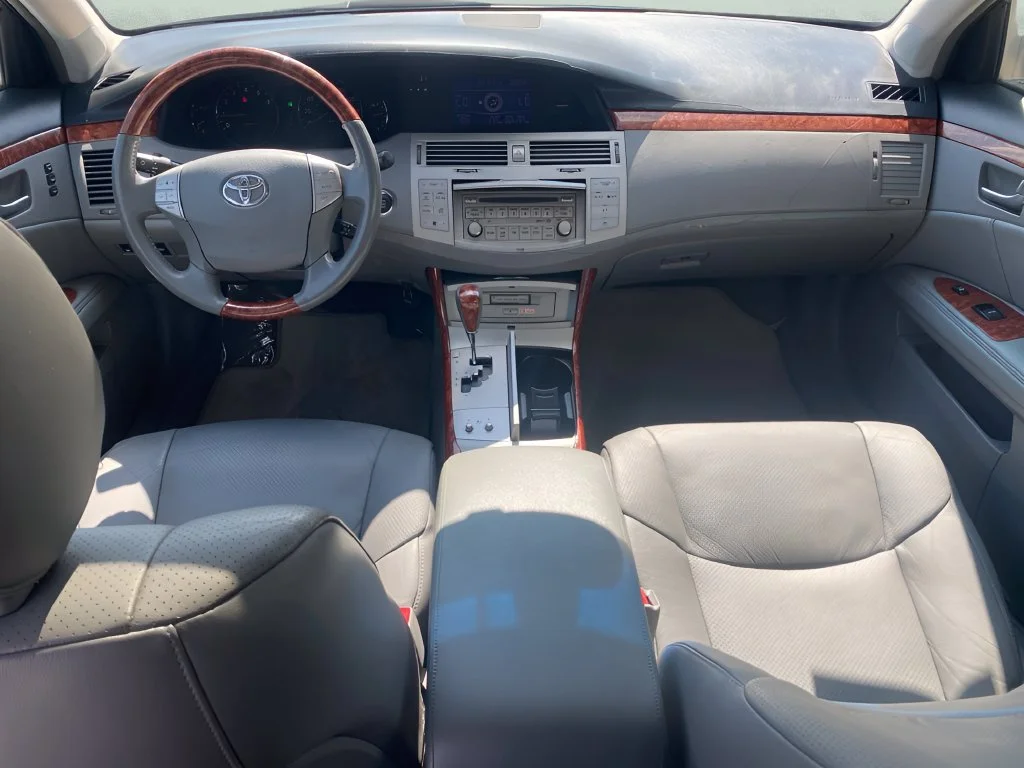Used 2007 Silver Toyota XL image 15