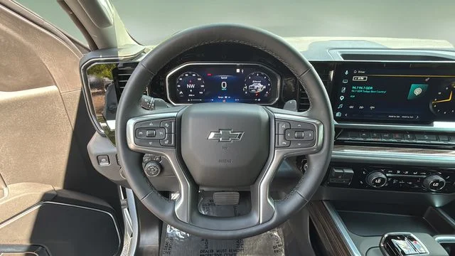 Used 2026 White Chevrolet LT Trail Boss image 12