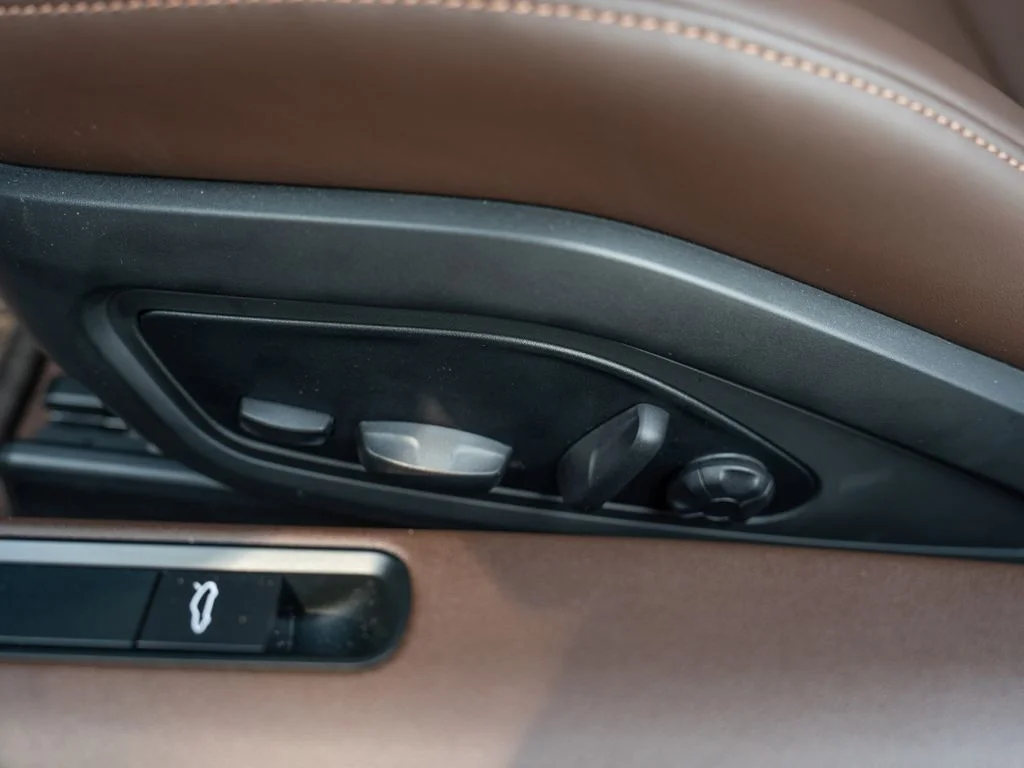 Used 2025  Porsche Carrera GTS image 21