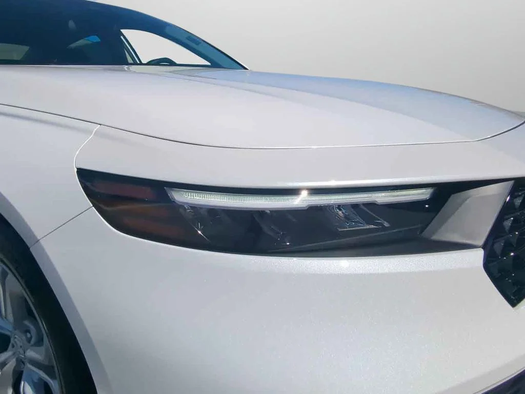 New 2026 Platinum White Pearl Honda LX image 27