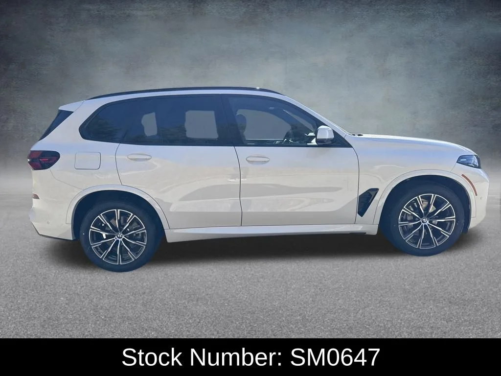 New 2026 White BMW xDrive40i image 6