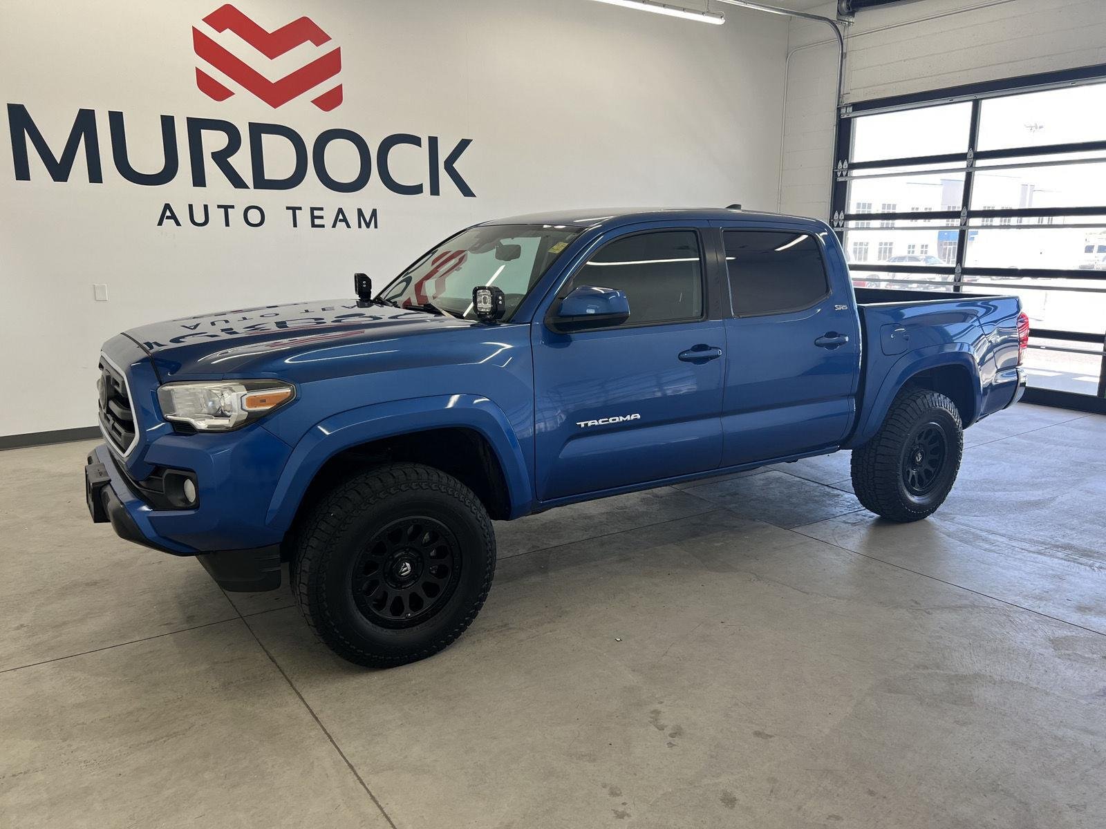 Used 2018 Blazing Blue Pearl Toyota SR5 V6 image 1