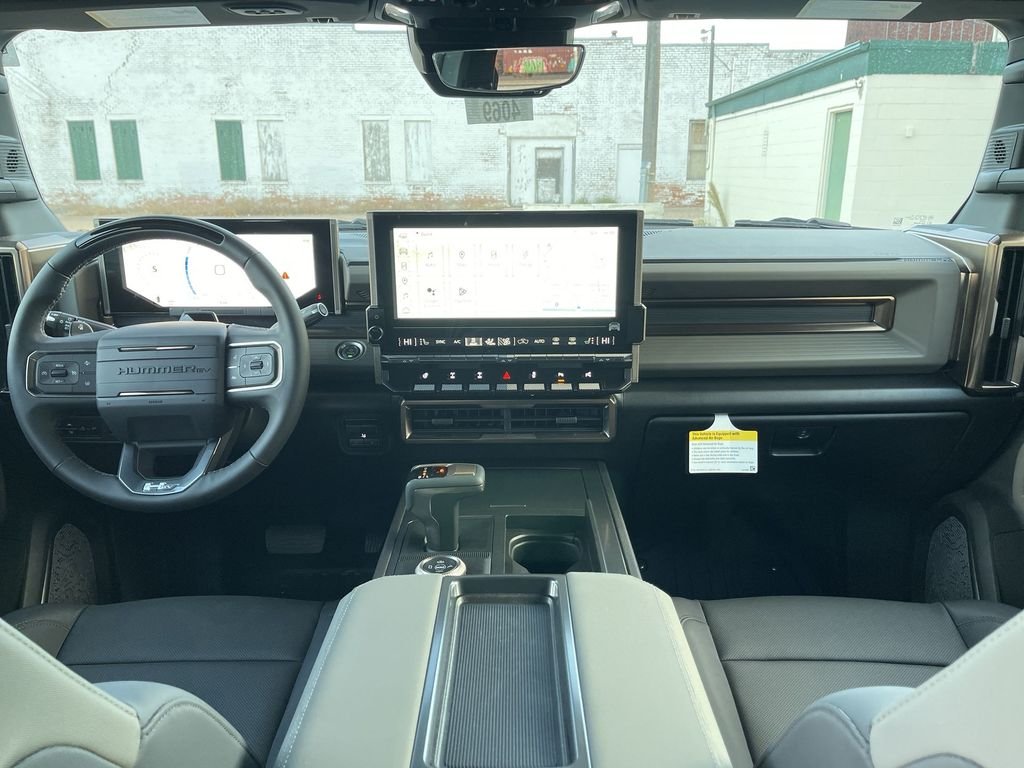 2025 GMC HUMMER EV 2X - Photo 17