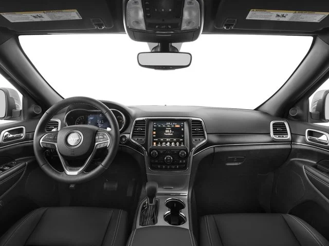 Used 2017 Diamond Black Crystal Pearlcoat Jeep Limited image 5