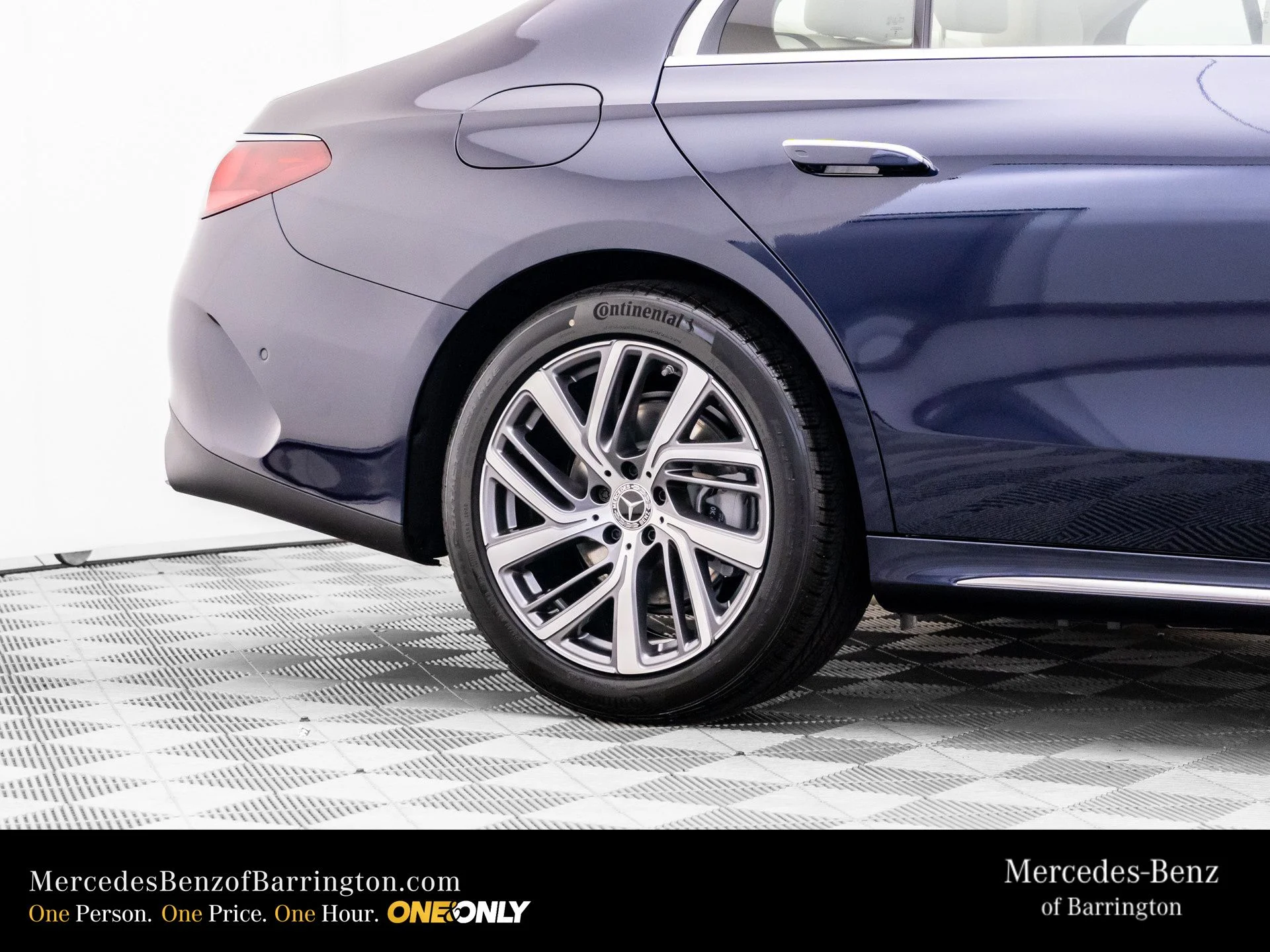 New 2026 Blue Mercedes-Benz E 350 image 41